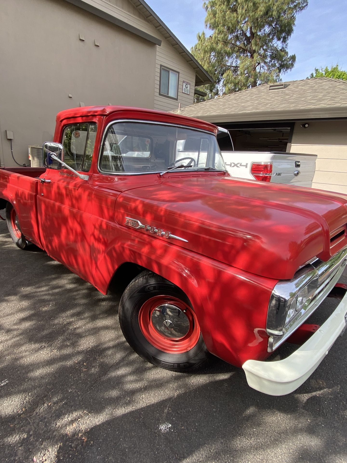 1960 Ford F100 2.82 V8