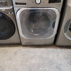 🚨New LG - 5.2 Cu. Ft. High-Efficiency Stackable Smart Front Load Washer