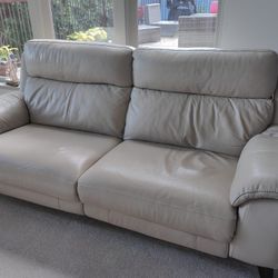 Power Reclining Leather Sofas