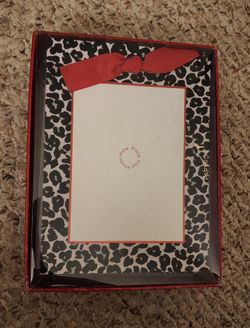 Papyrus Photo Frame with Leopard Print