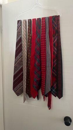 Lots of 10 Mens ties collection different brands like me $5 each
