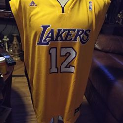 Adidas NBA Los Angeles Lakers Dwight Howard#12 Sleeveless Jersey Size 7Y
