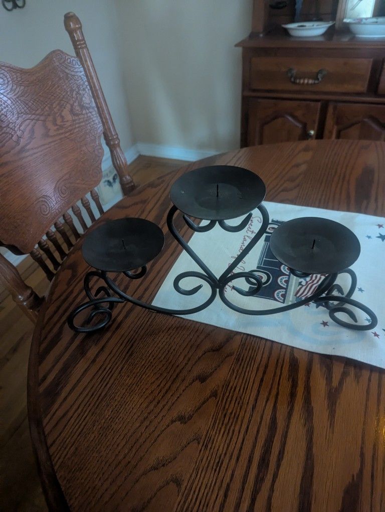 Metal Candle Holder