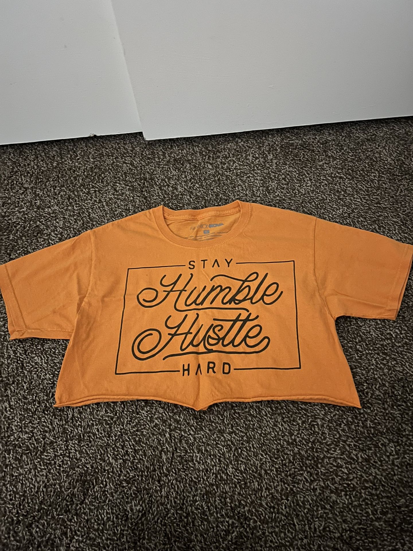 FASHION NOVA CROP TOP