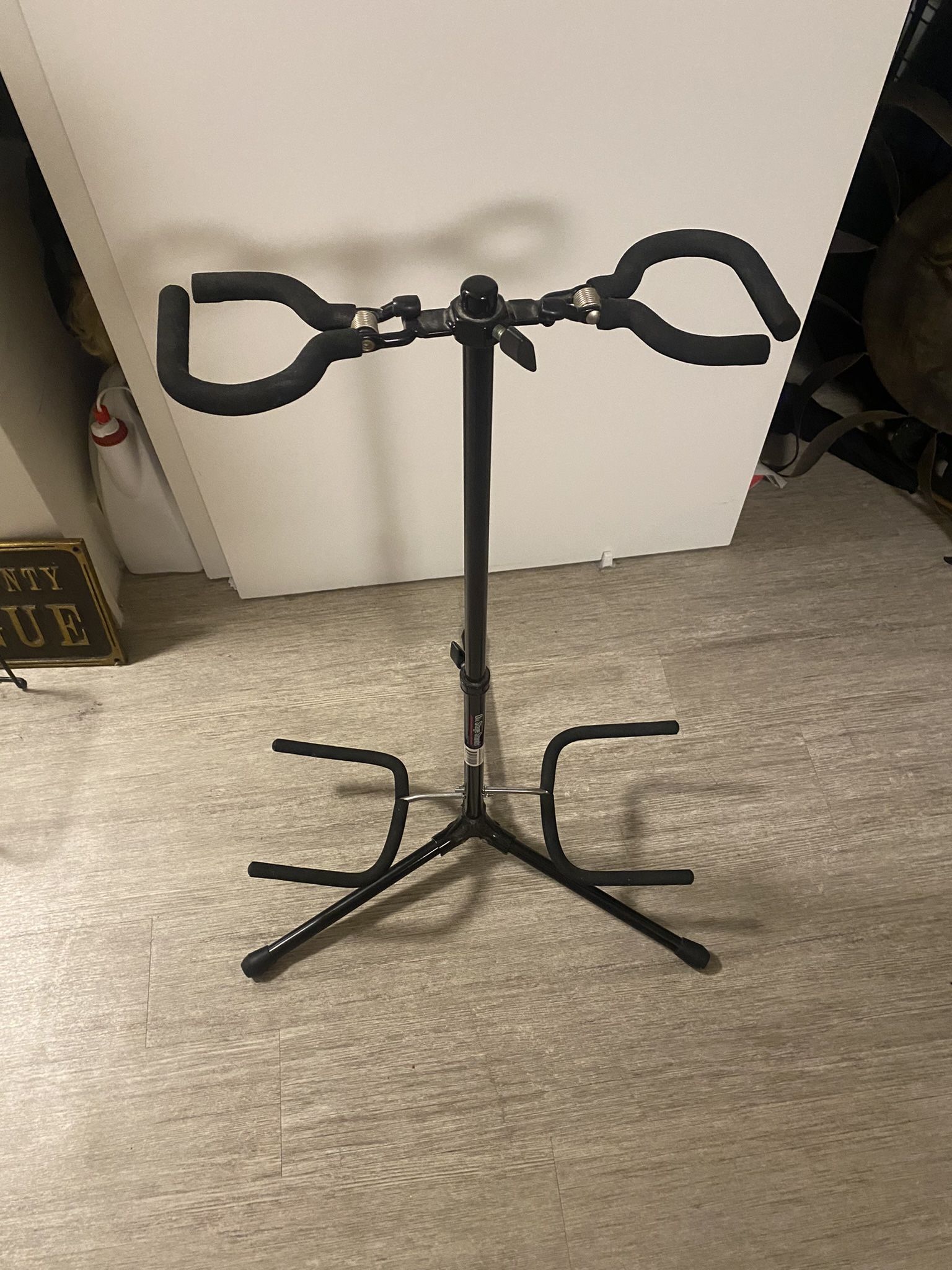 Guitar Stand