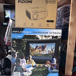 Outdoor Movie Screen And Projector