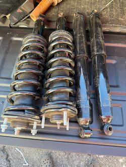 2018 Chevy Colorado shock set