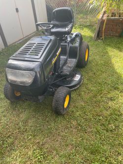 Tractor lawnmower yard machine 38 inch deck