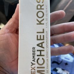 Michael Kors Sexy Amber Perfume