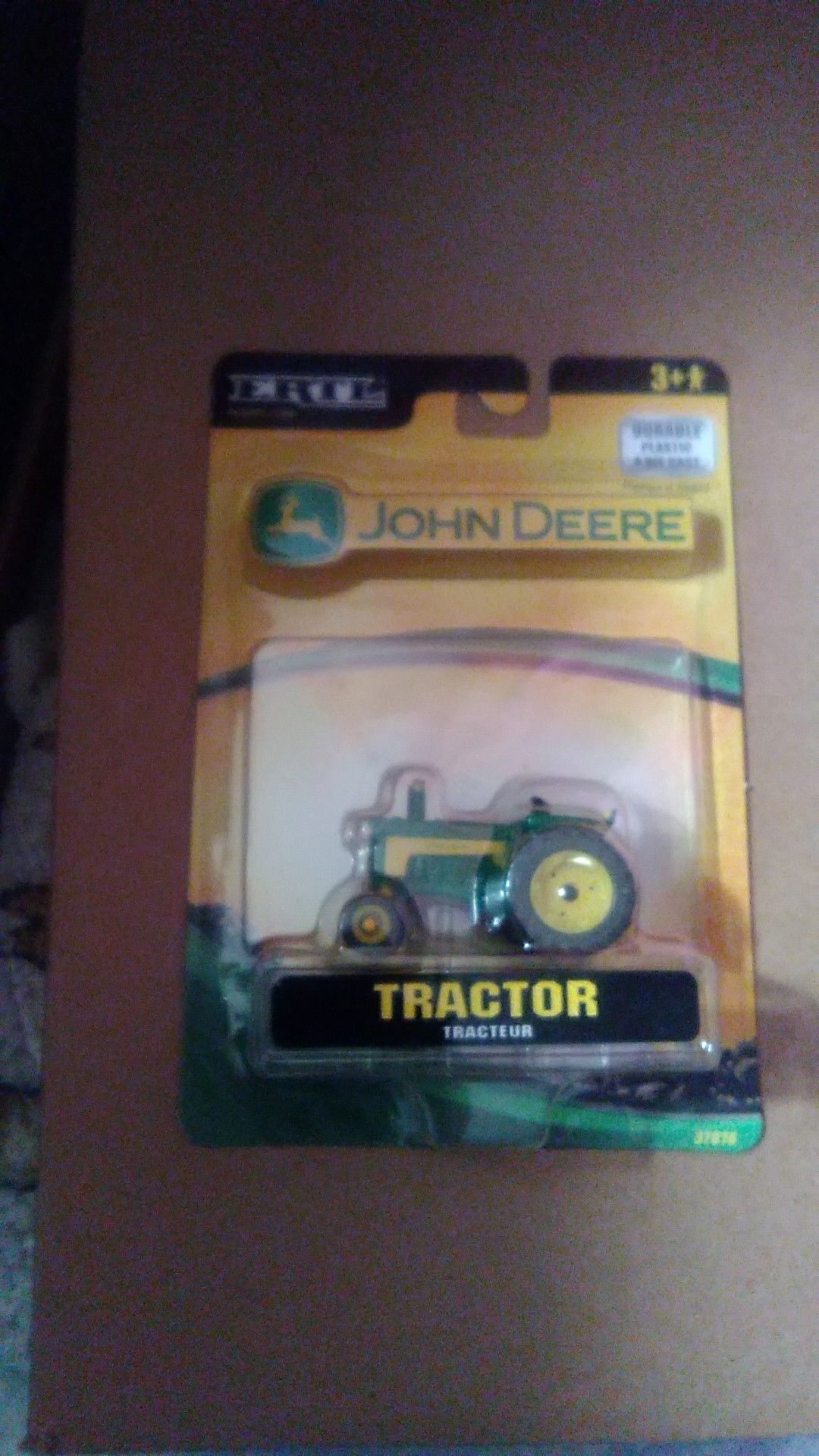 Ertl john deer die cast tractor new