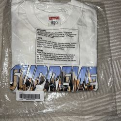 Supreme Tee 