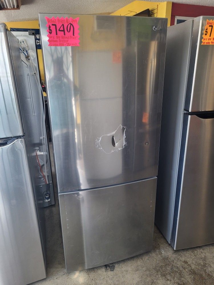 LG Bottom Freezer 15 CU. FT. 28 Inc Wide