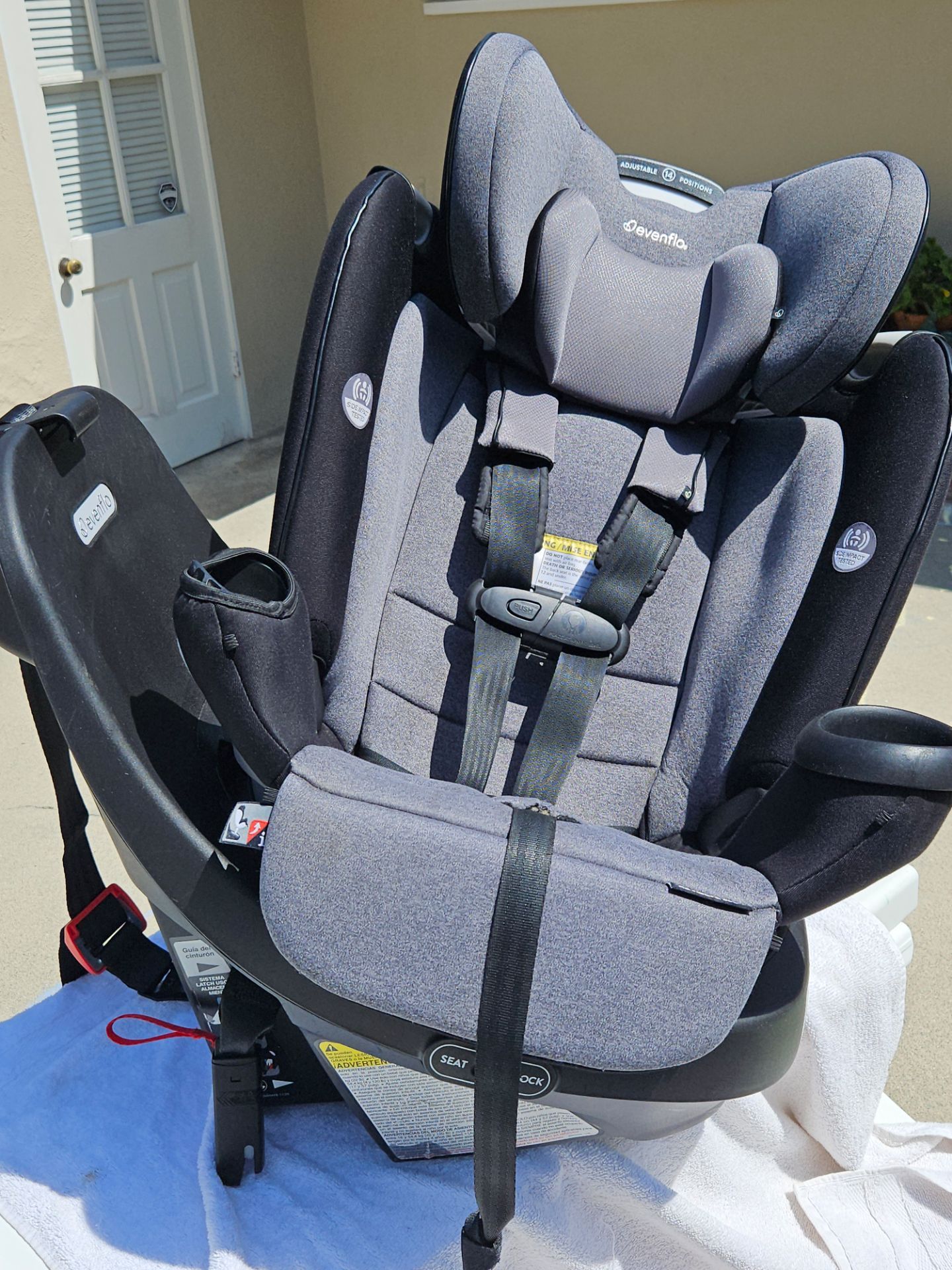 fold uppababy cruz V2 Stroller/Full-Featured Stroller with Travel System Capabilities/Toddler Seat, Bumper Bar, Bug Shield, Rain Shield Included/Anthony (White+Grey Chenille/Carbon Frame/Chestnut Leather) : Baby streamlined design with versatile Character:TATA STOKKE Steps high chair disney-gift-guide