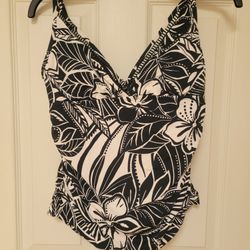 Women's  Tankini  Top By BLEU size Medium
