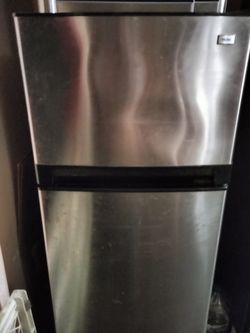 Haier Apartment Size Refrigerator