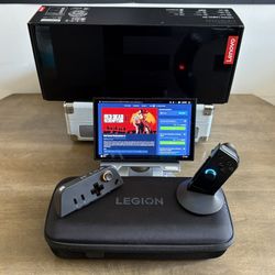 Lenovo Legion Go 8.8" 144Hz WQXGA Gaming Handheld, AMD Ryzen Z1 Extreme. 16GB with 1TB SSD, Windows 11