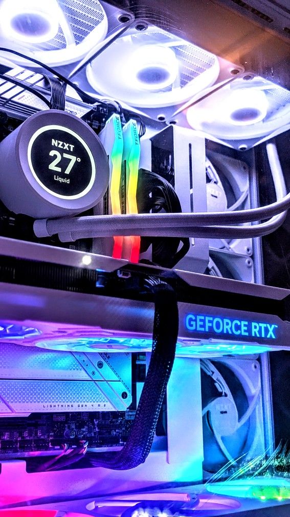 Liquid Cooled Ultra End Streaming and Gaming PC