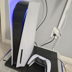 PS5 Disc  — Like New / Controller + Cables (No Box)

