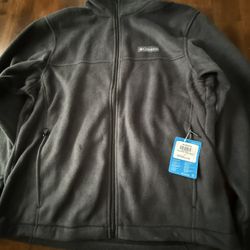 Columbia Fleece Sweaters 