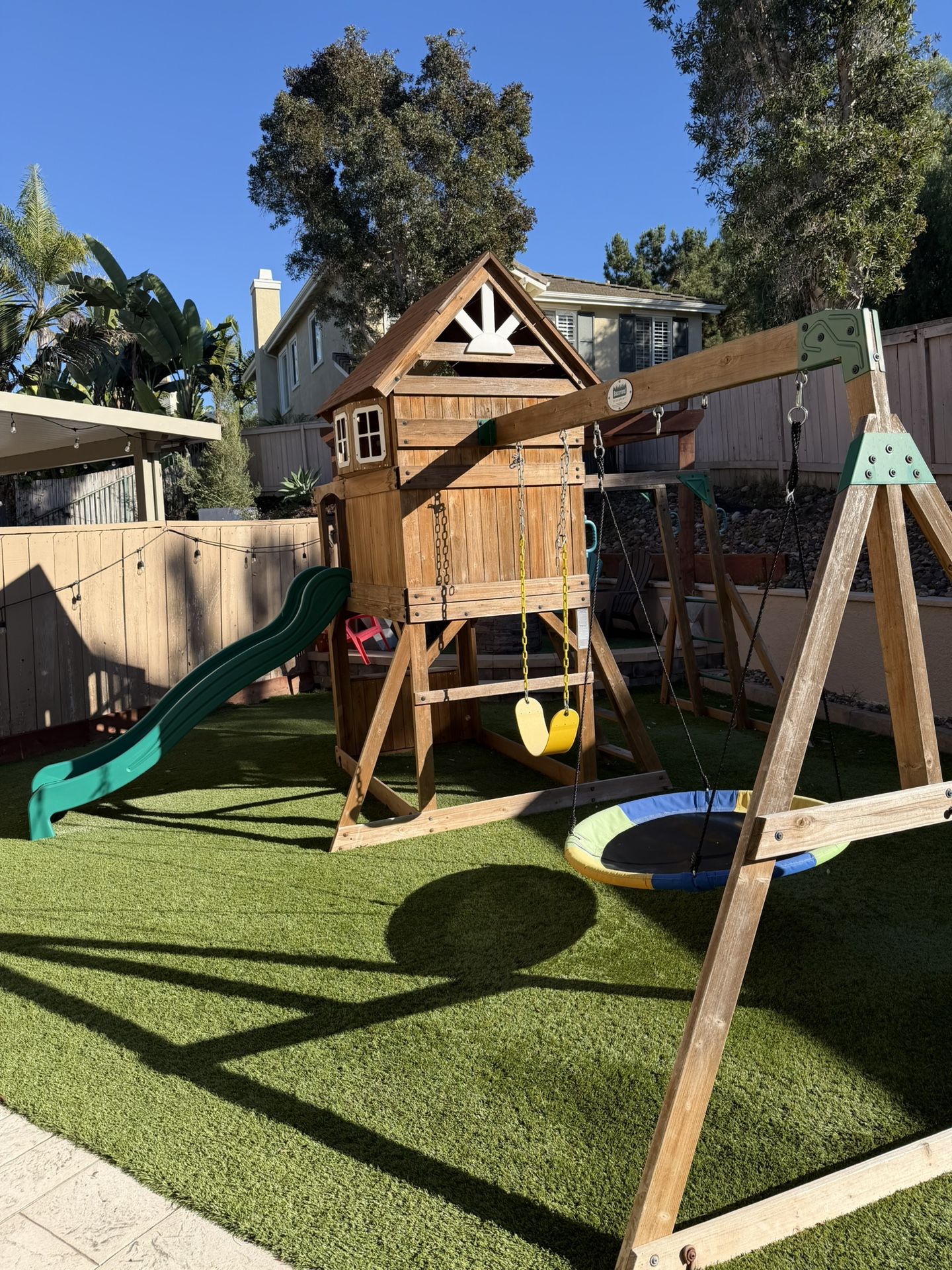 Swing Set With 3 Swings, Slide, Monkey Bars, and Playhouse