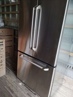Refrigerator French door stainless steel