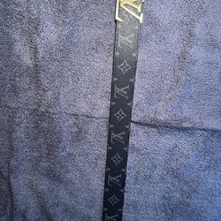 Louis Vuitton Belt for Sale in Stockton, CA - OfferUp