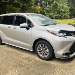 2023 Toyota Sienna