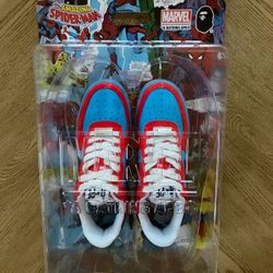 Spider-Man Marvel Comics x BAPE STA (NEW) size 6M = 7.5W