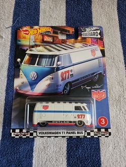 Hot Wheels Boulevard Volkswagen T1 Panel Bus