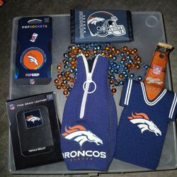 The Denver Broncos random item ×6