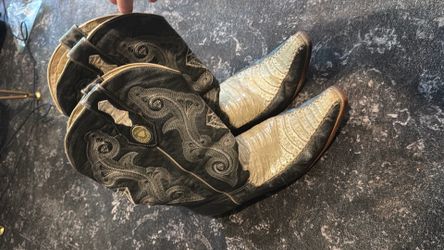 Men’s western cowboy boots size 12