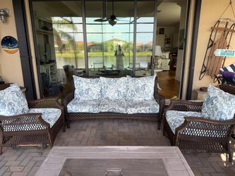 Resin Wicker Patio Set (Sofa, 2 Chairs & Cushions)