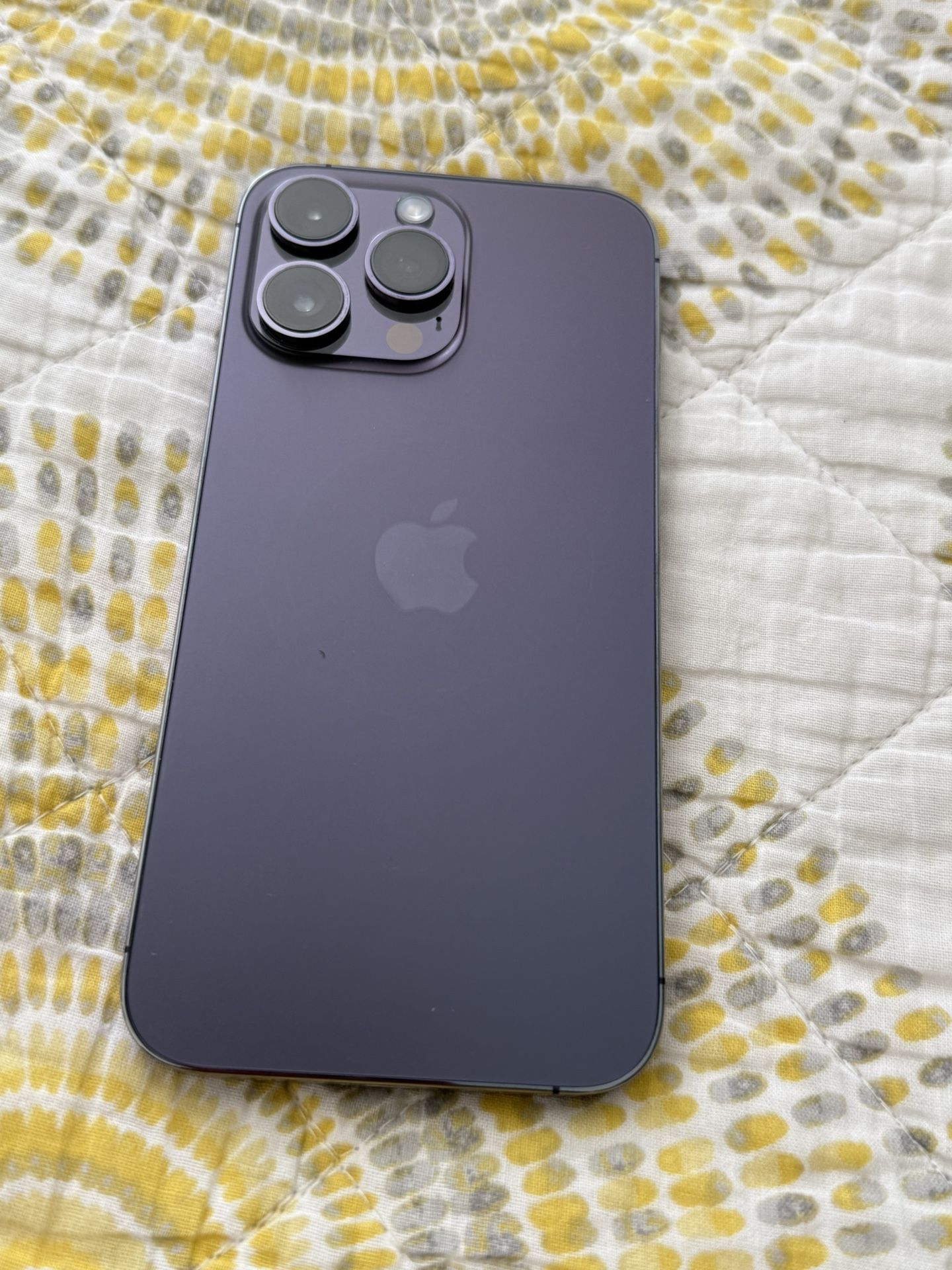 iPhone 14 Pro Max