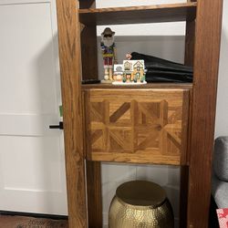 Mid Century Design Shelves 