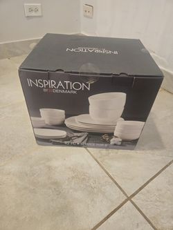 Inspiration by Denmark 42-Piece Dinnerware Set