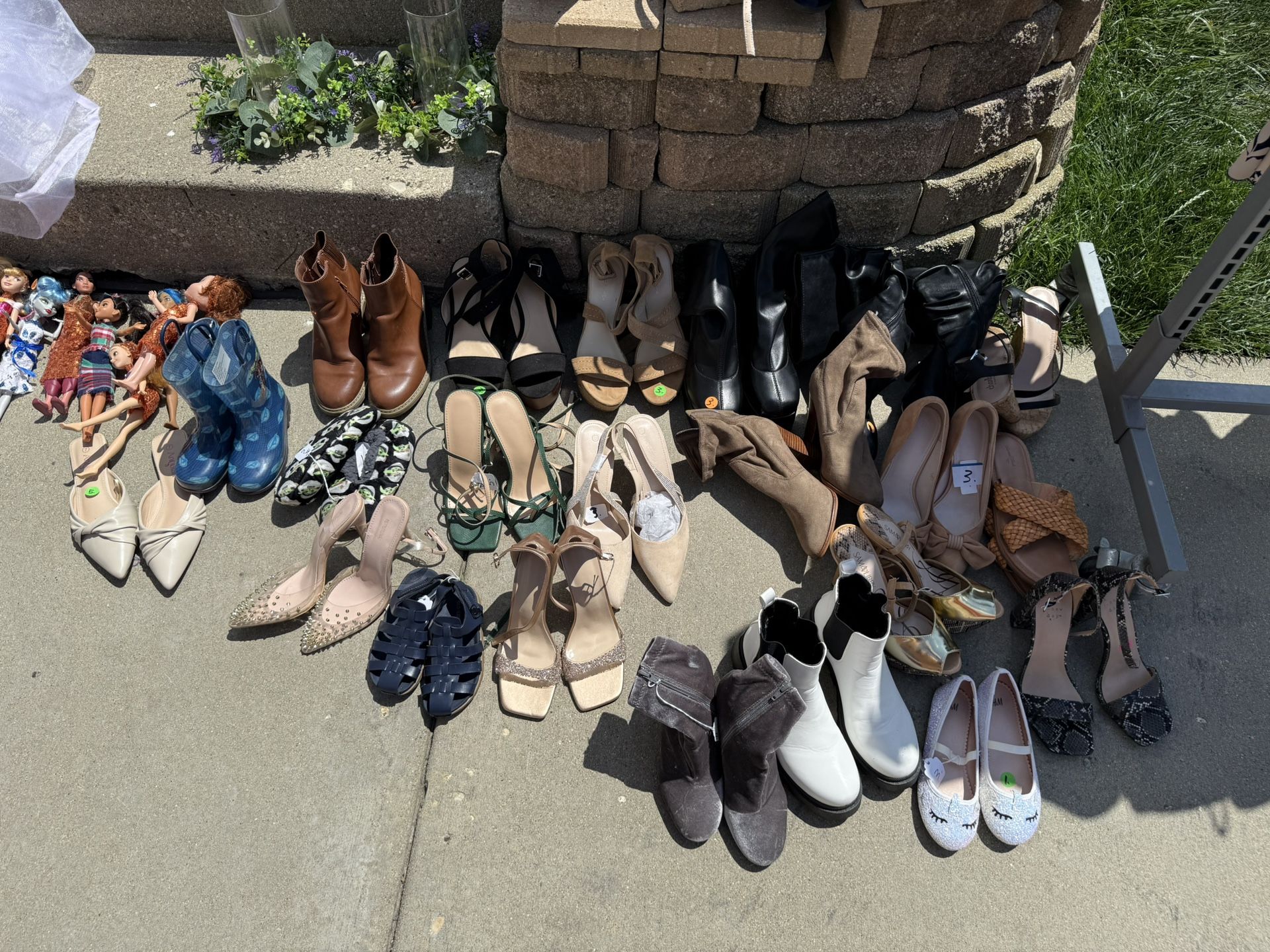 Shoes/heels