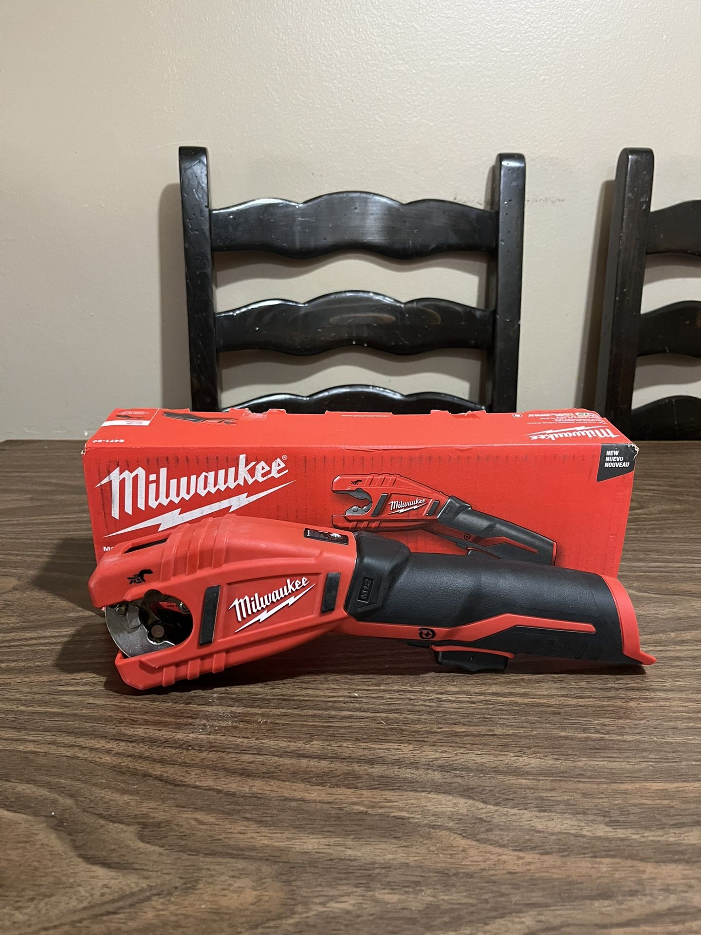 Milwaukee M12 Copper Tubing Cutter 