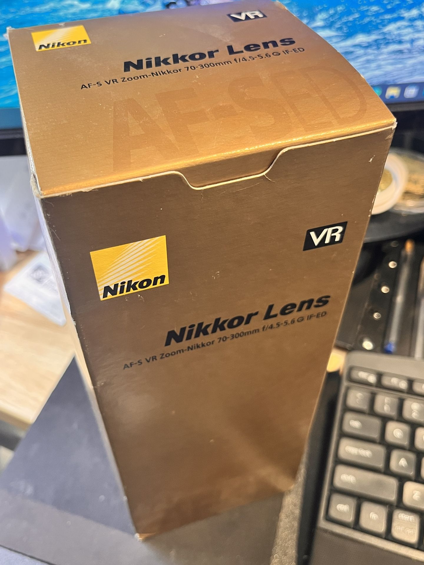 Nikkor VR Zoom 700-300mm f4.5-5.6 G IF-ED