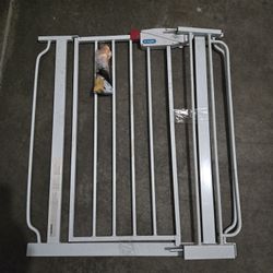 Move Out Sale: Baby Gate