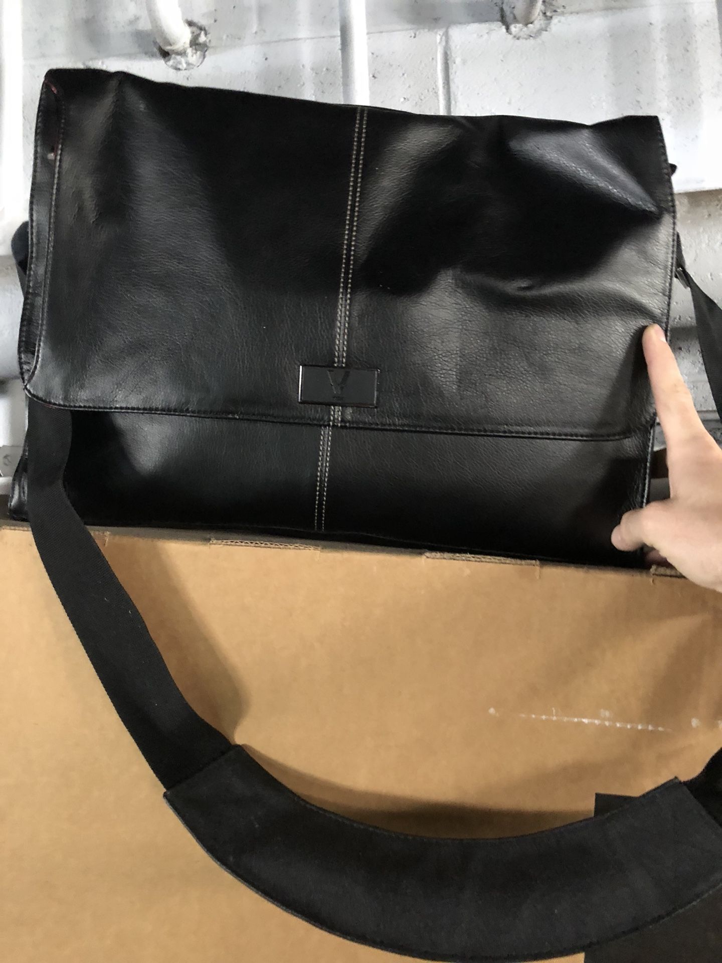 Leather messenger laptop bag
