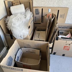 Moving Boxes And Bubble Wraps