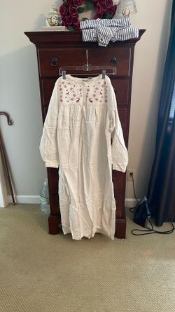 Women’s Flannel Nightgown