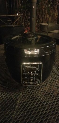 AROMA MULTI COOKER