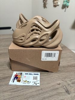 Size 4K - Adidas Yeezy Foam Runner RNNR Mist (Infants)