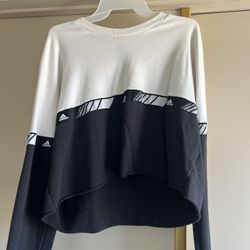 Adidas Sportwear long Sleeve 