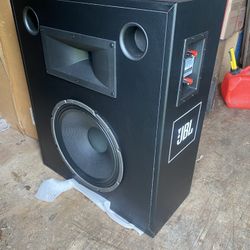 2 15’’ Inch Jbl Audion Home Skepeakers Set