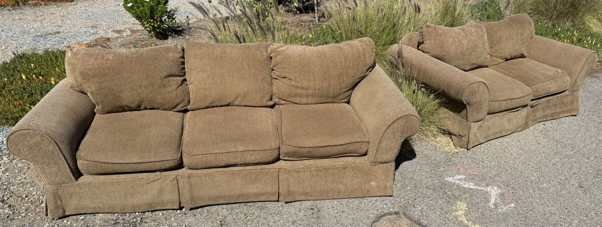 Free Couches 