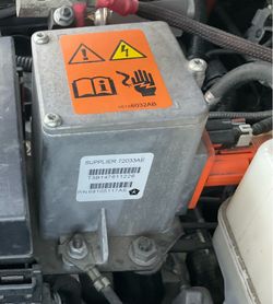 2016 FIAT 500e EV Electric power management distribution control module used OEM