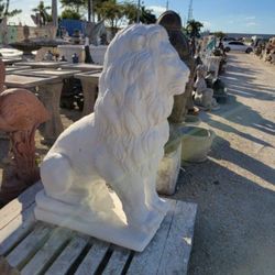 Concrete Stone Large Lion Statue / Cement Garden Lions
