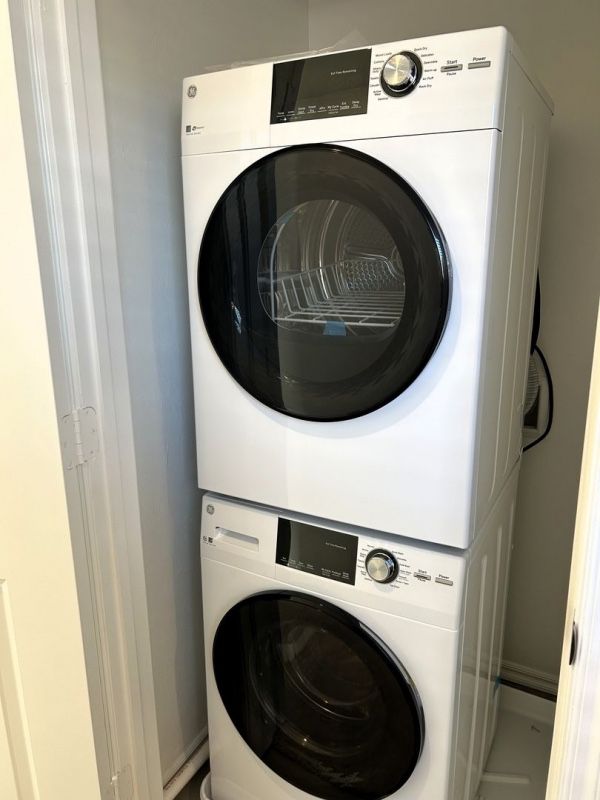 GE Washer And Dryer Set